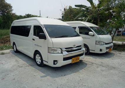 Standard minivan 