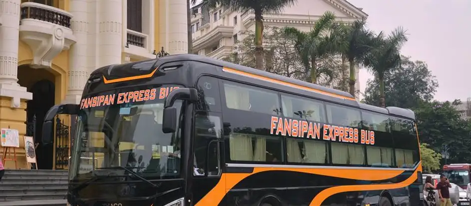 Fansipan Express Fahrgäste werden an ihr Ziel gebracht