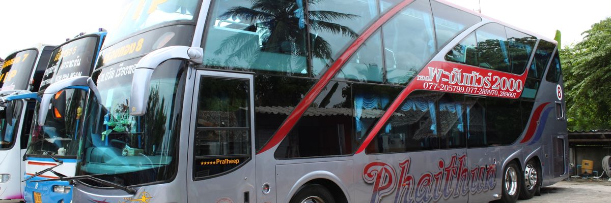 Phangan Tour 2000 bringing passengers to their travel destination