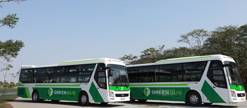 Green Sapa Bus 将乘客送到其旅行目的地
