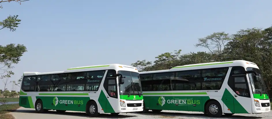 Green Sapa Bus portando i passeggeri alla loro destinazione di viaggio