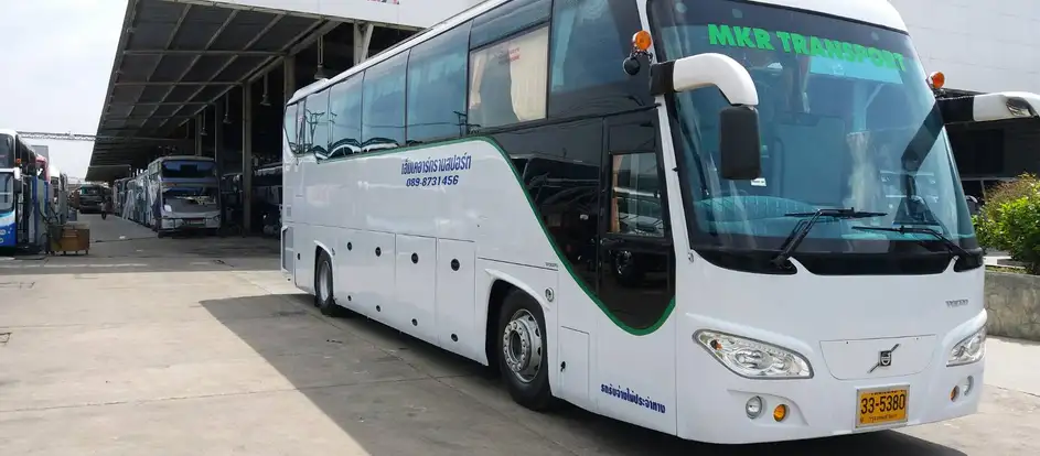 Team Holiday bringing passengers to their travel destination