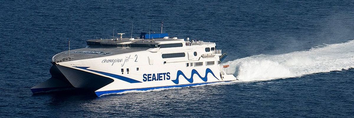 SeaJets Fahrgäste werden an ihr Ziel gebracht