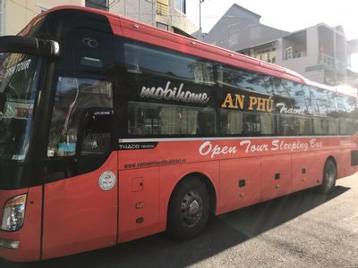 Local sleeping bus 