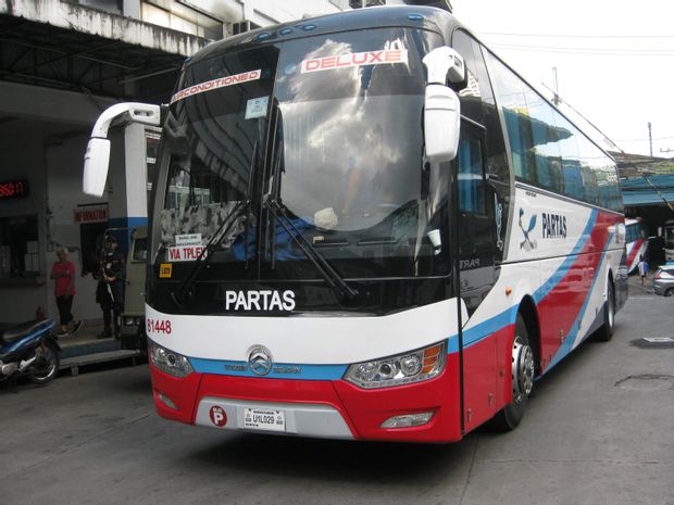 Transports pour aller de San Juan, La Union à Manila
