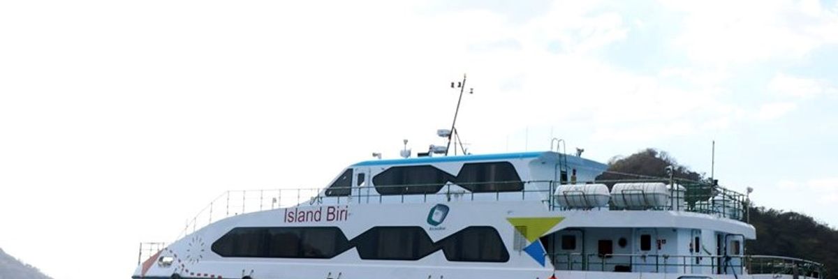 Island Water bringing passengers to their travel destination