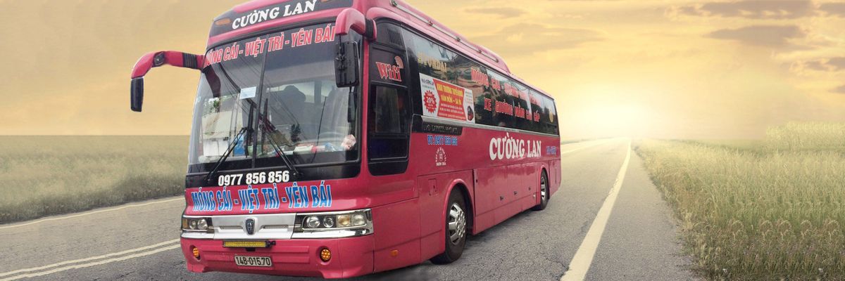 Cuong Lan bringing passengers to their travel destination