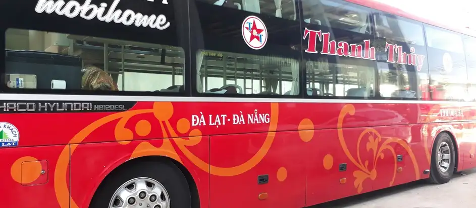 Thanh Thuy amener les passagers à leur destination
