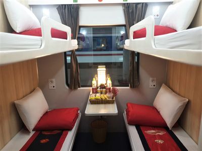 Luxury train 