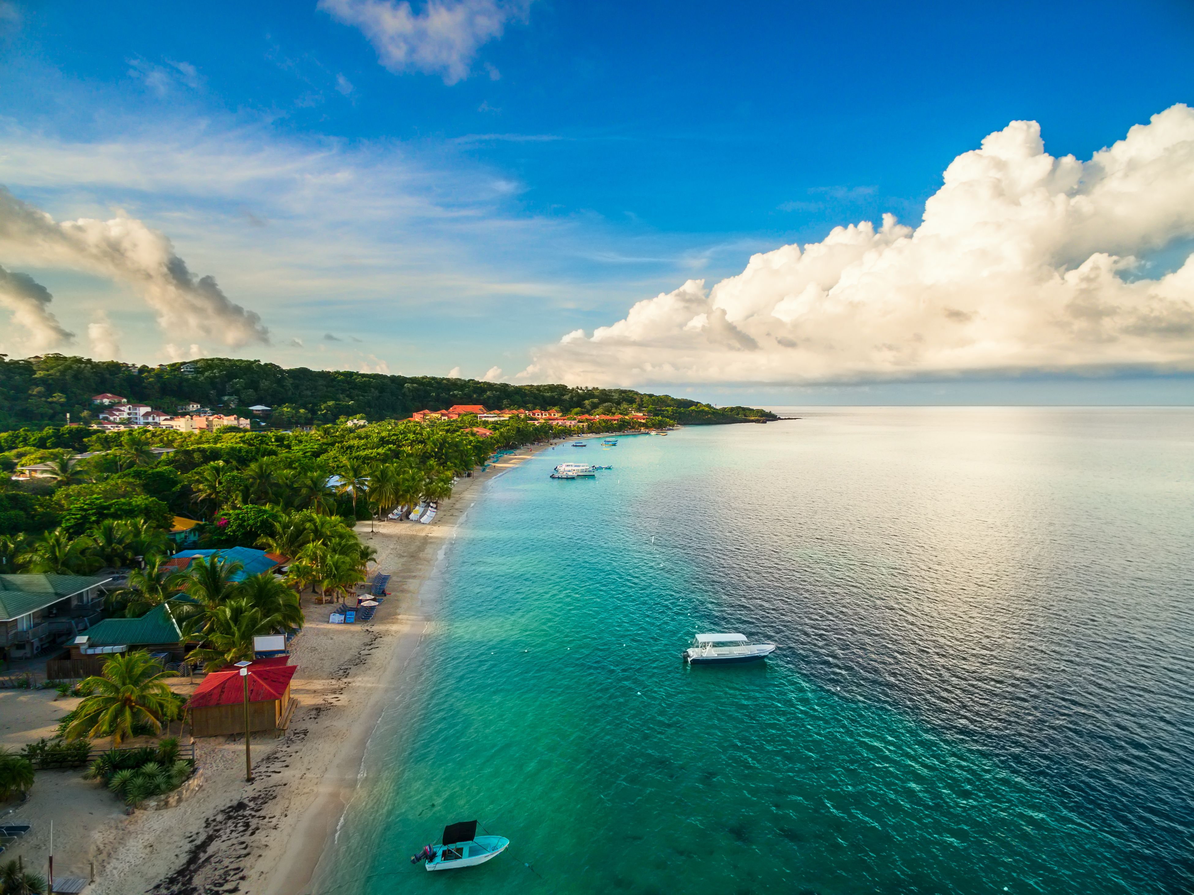 RoatanのRoatan Airport - Juan Manuel Galvez