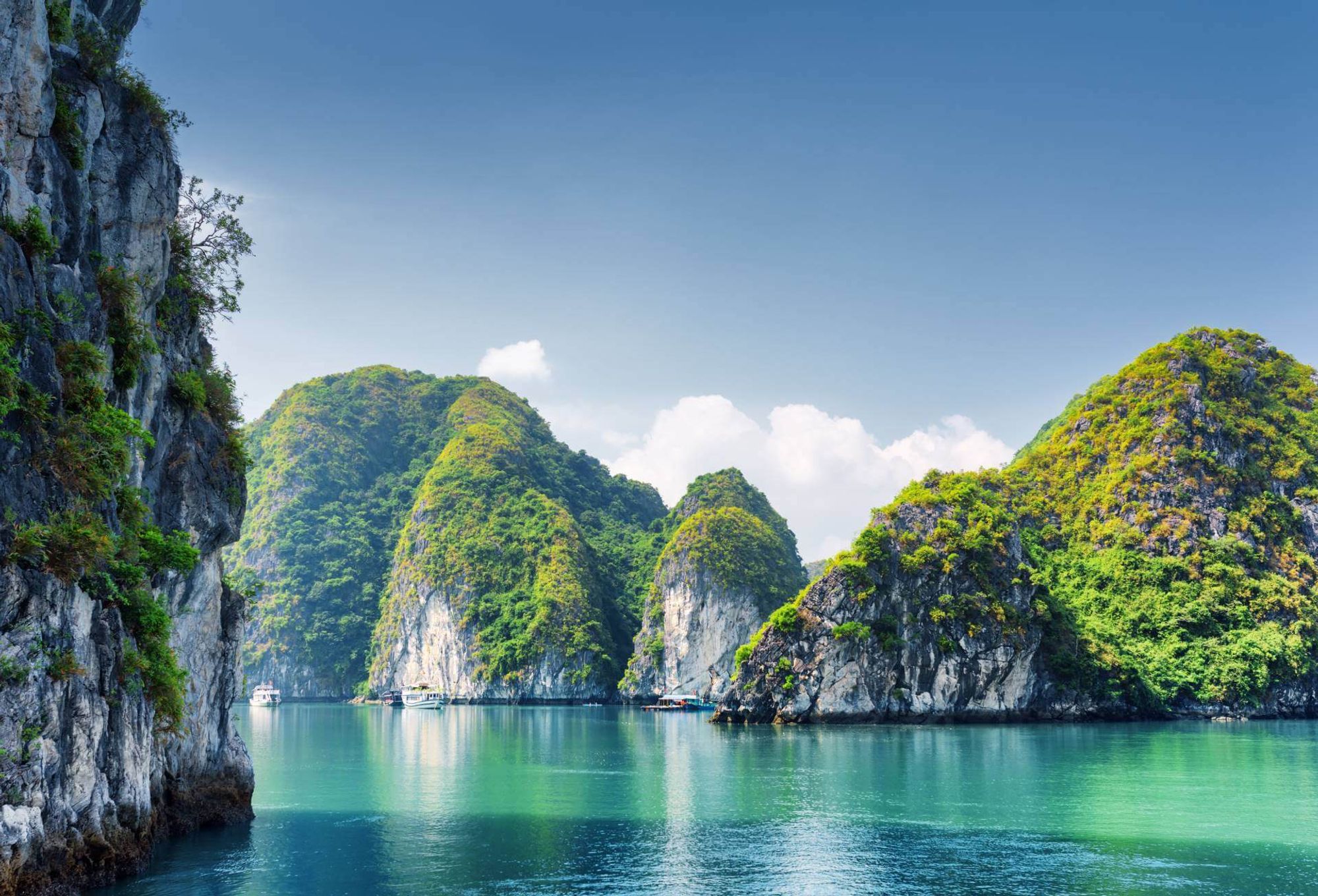 Ngọc Châu 駅内 Halong Bay, Vietnam