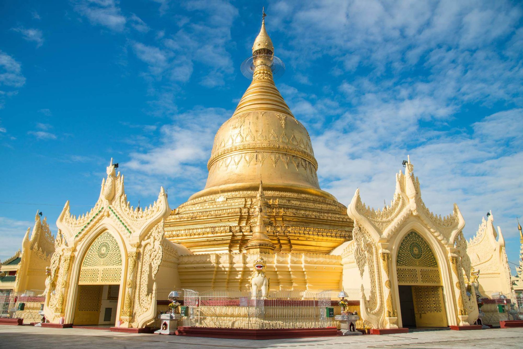 Parami Bus Station 이내의 역 Yangon, Myanmar