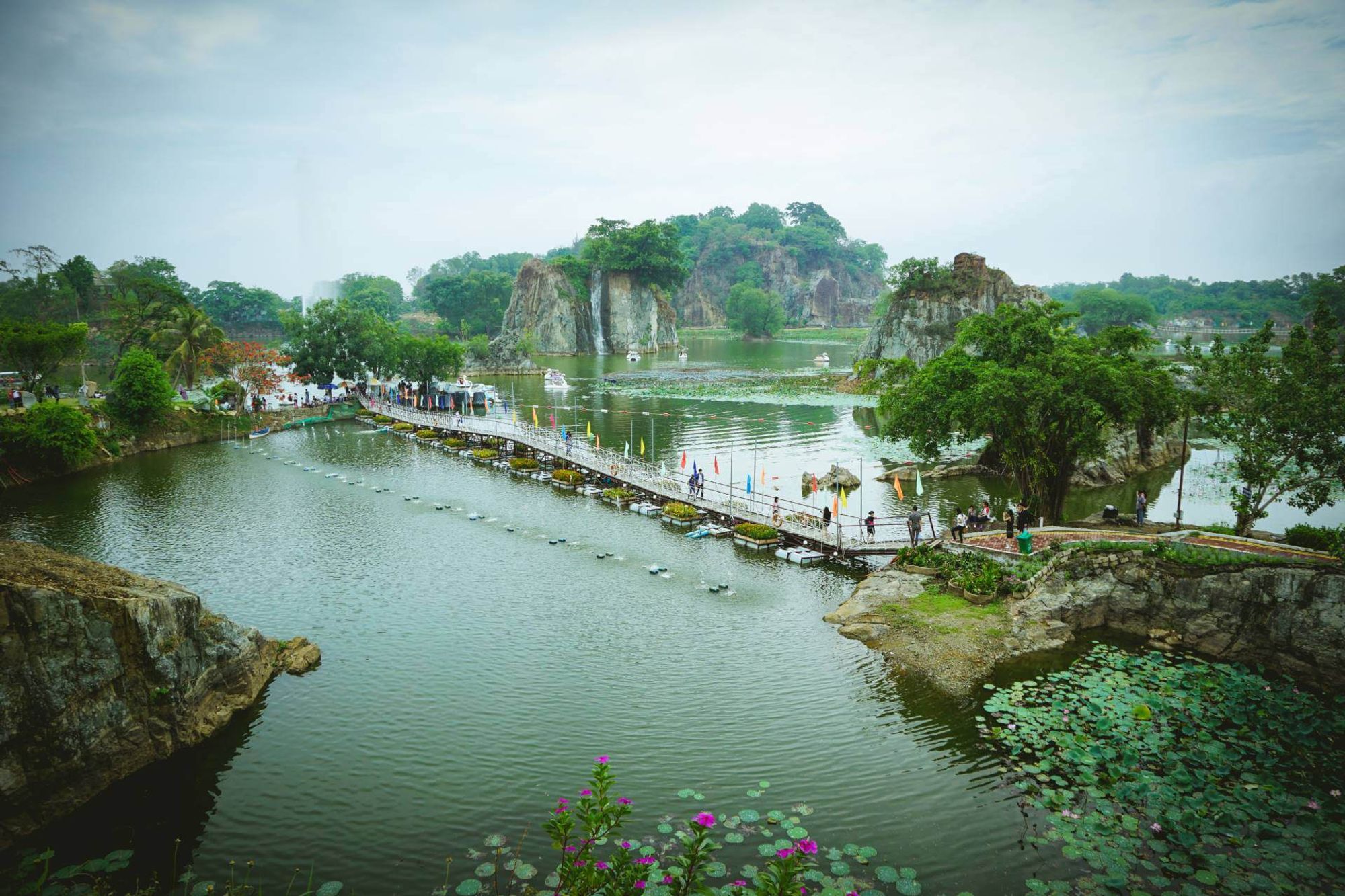 Tam Hiep Park 駅内 Bien Hoa, Vietnam