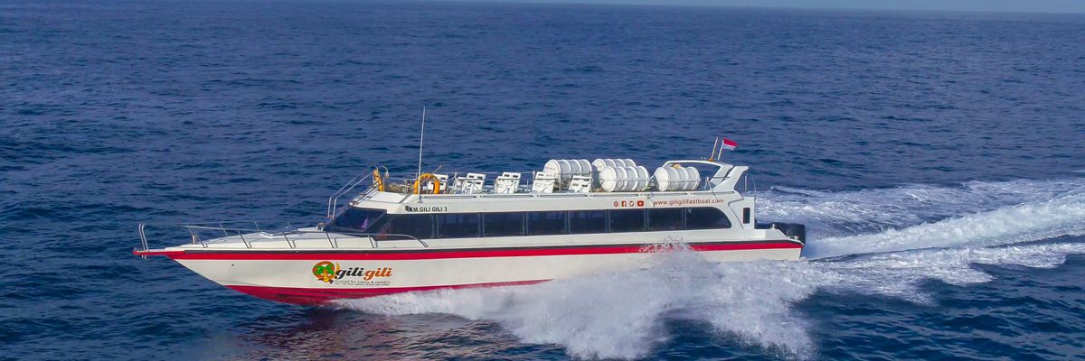 Gili Gili Fast Boat bringing passengers to their travel destination