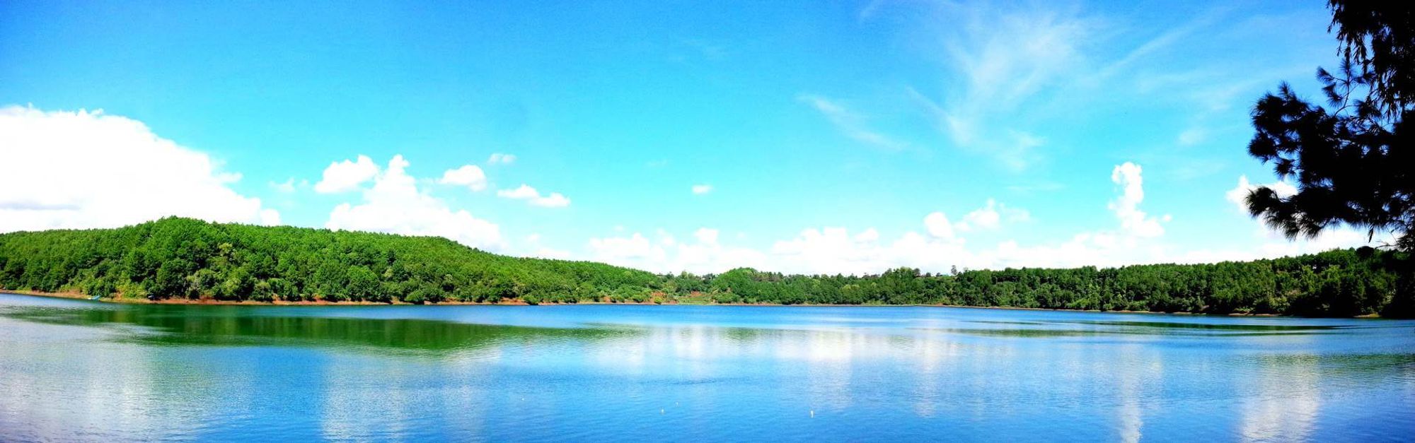 Pleiku Airport (PXU) nhà ga trong khoảng Pleiku, Vietnam