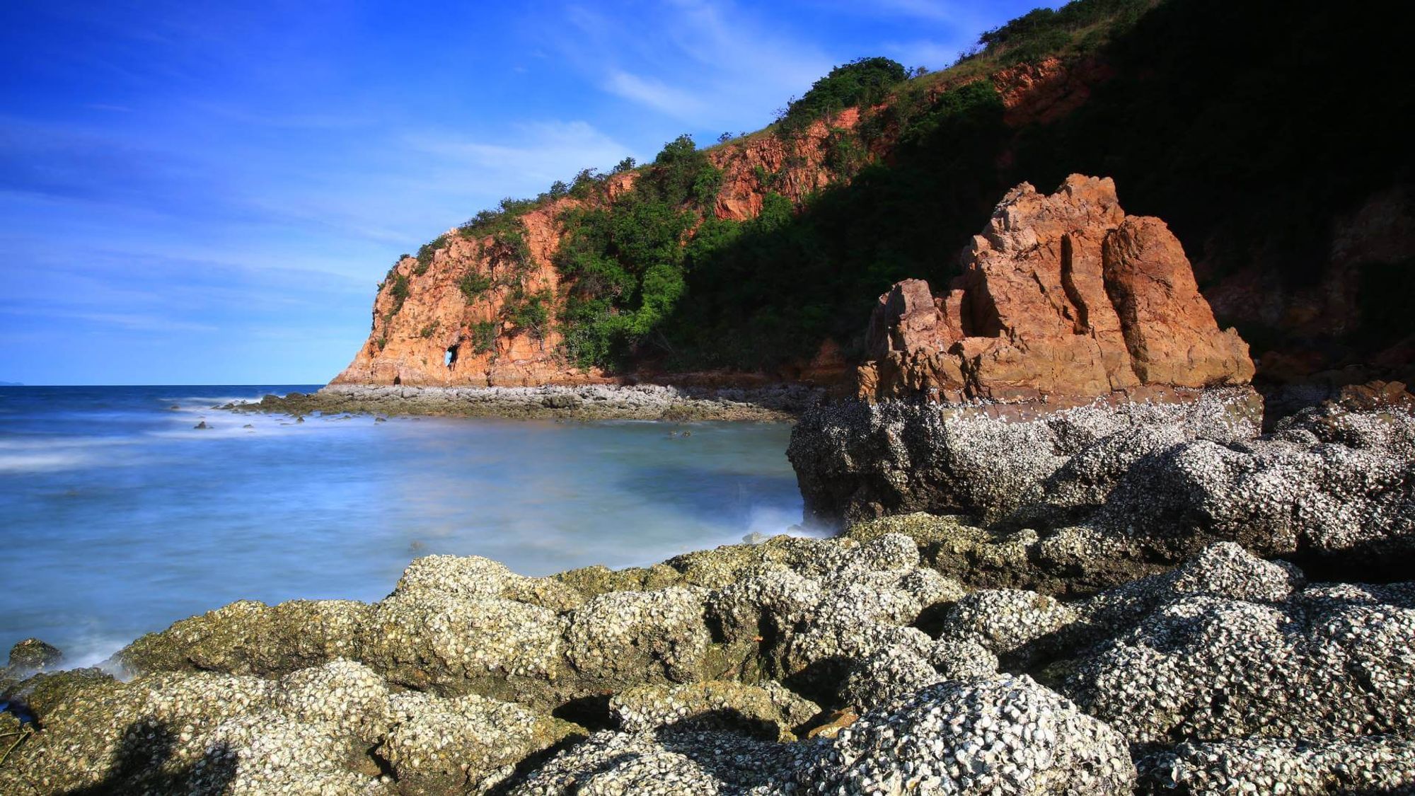 Um pano de fundo cativante do centro de Laem Chabang