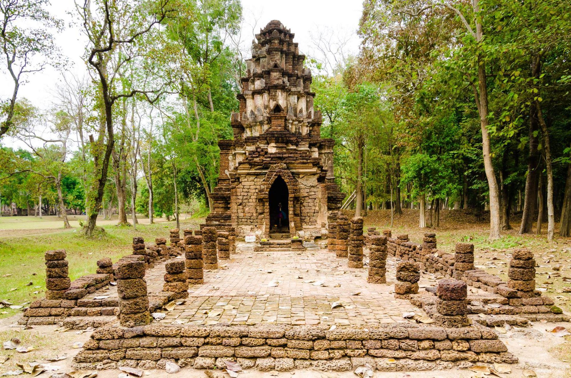 Eine bezaubernde Szenerie vom Zentrum aus Sukhothai