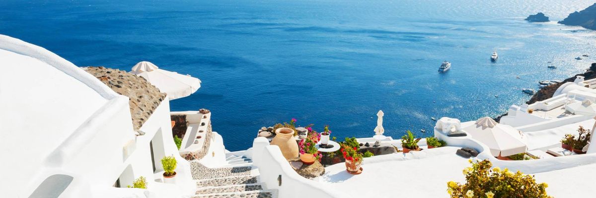 A captivating backdrop of central Santorini