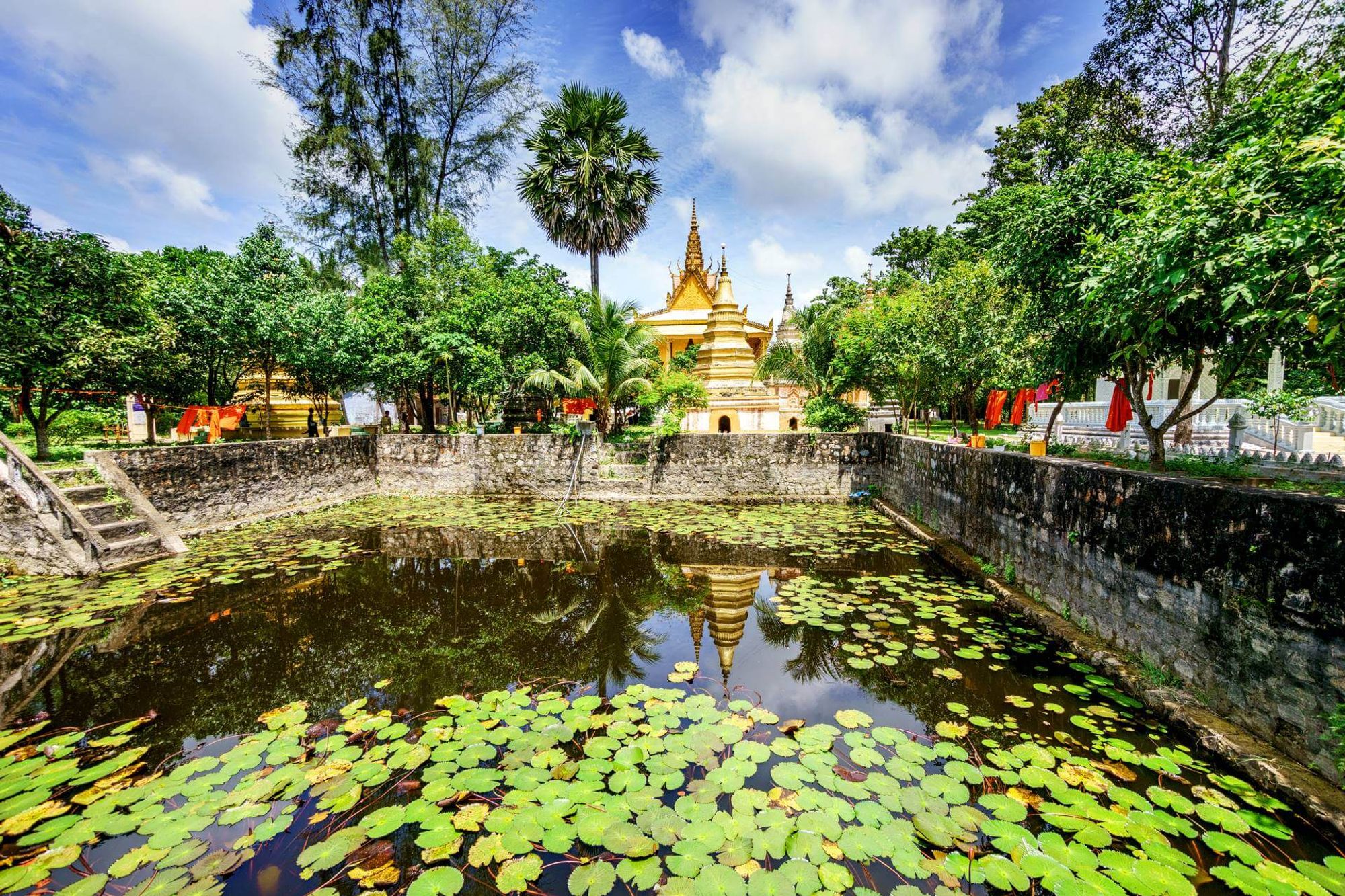 Futabus - Chau doc nhà ga trong khoảng Chau Doc, Vietnam