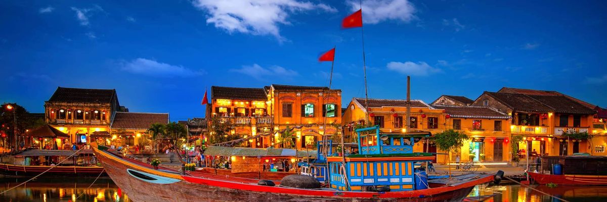 A captivating backdrop of central Hoi An