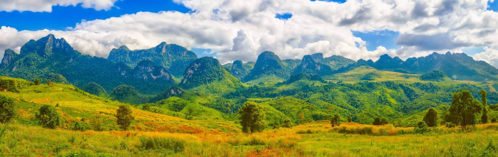 A captivating backdrop of central Vang Vieng