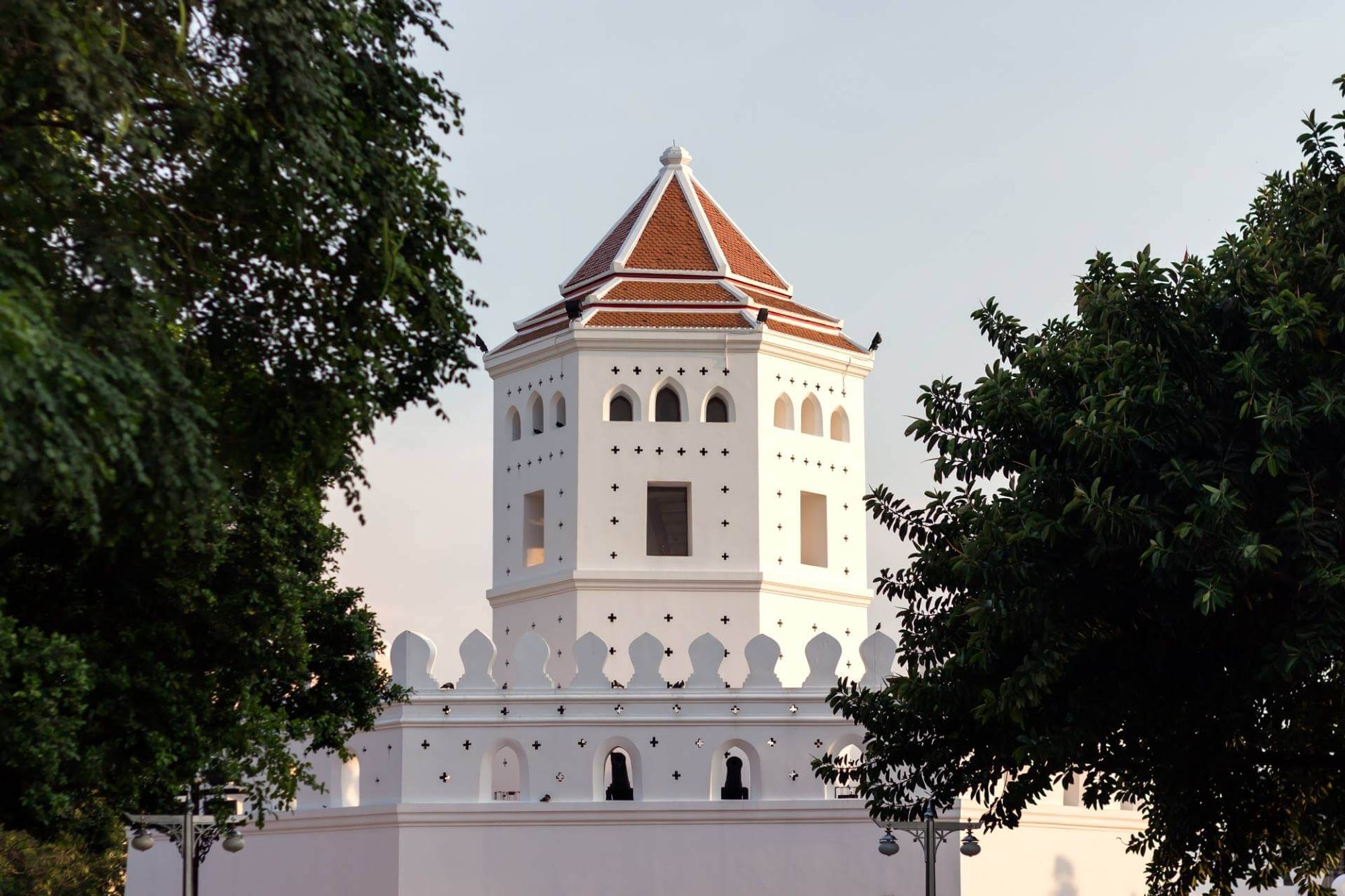 routes_hero-image-alt Chai Prakan