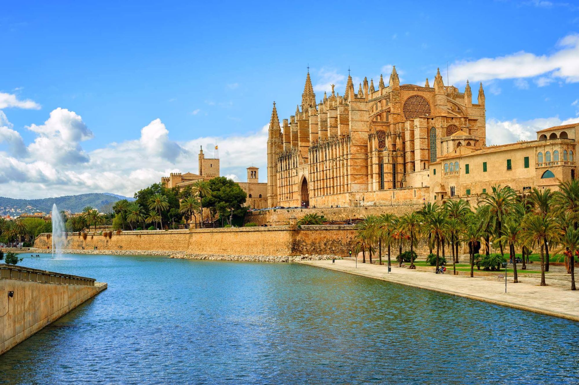 Palma Port estación dentro de Palma de Mallorca, Spain