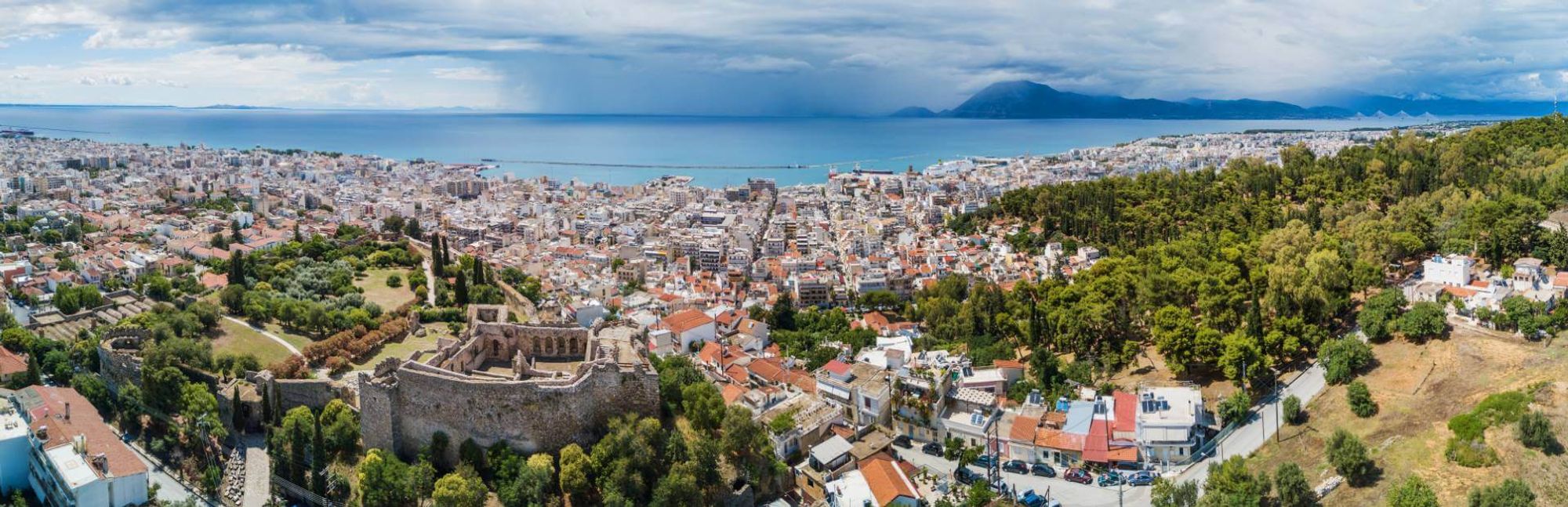 Patras Akti Dimeon สถานีภายใน Patras, Greece