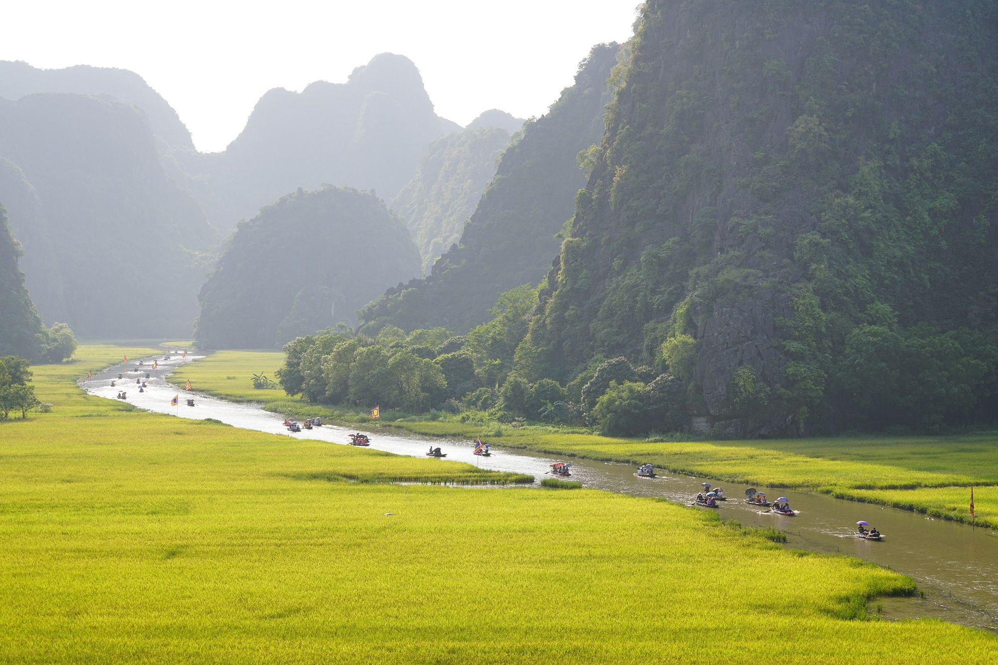 The Long Hotel 车站位于 Tam Coc, Vietnam