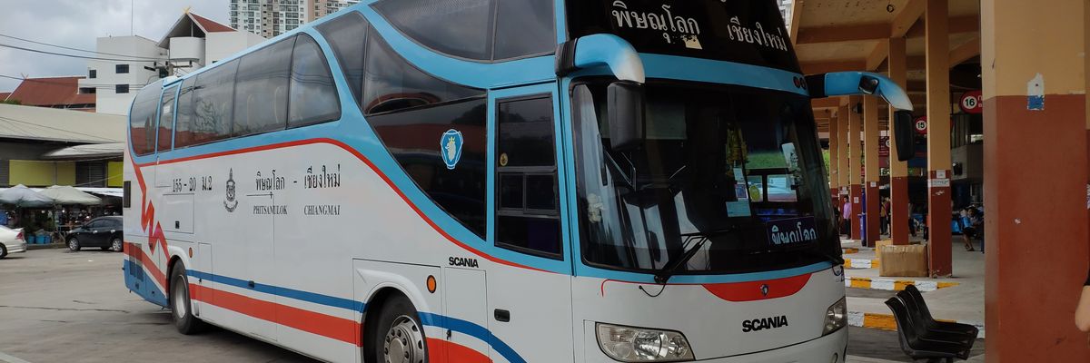 Sukhothai Wintour bringing passengers to their travel destination