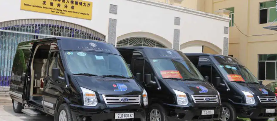 Hongai Son Duc bringing passengers to their travel destination