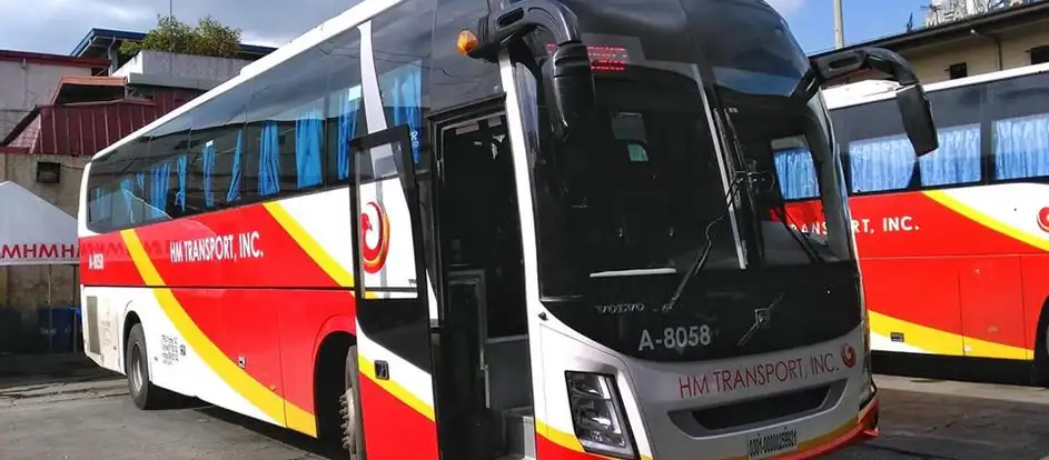 HM Transport bringing passengers to their travel destination