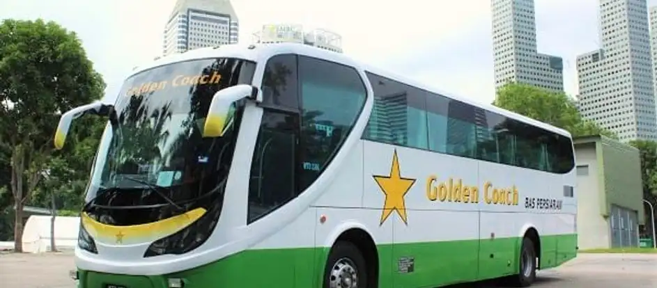 Golden Coach Express đưa hành khách tới điểm du lịch của mình