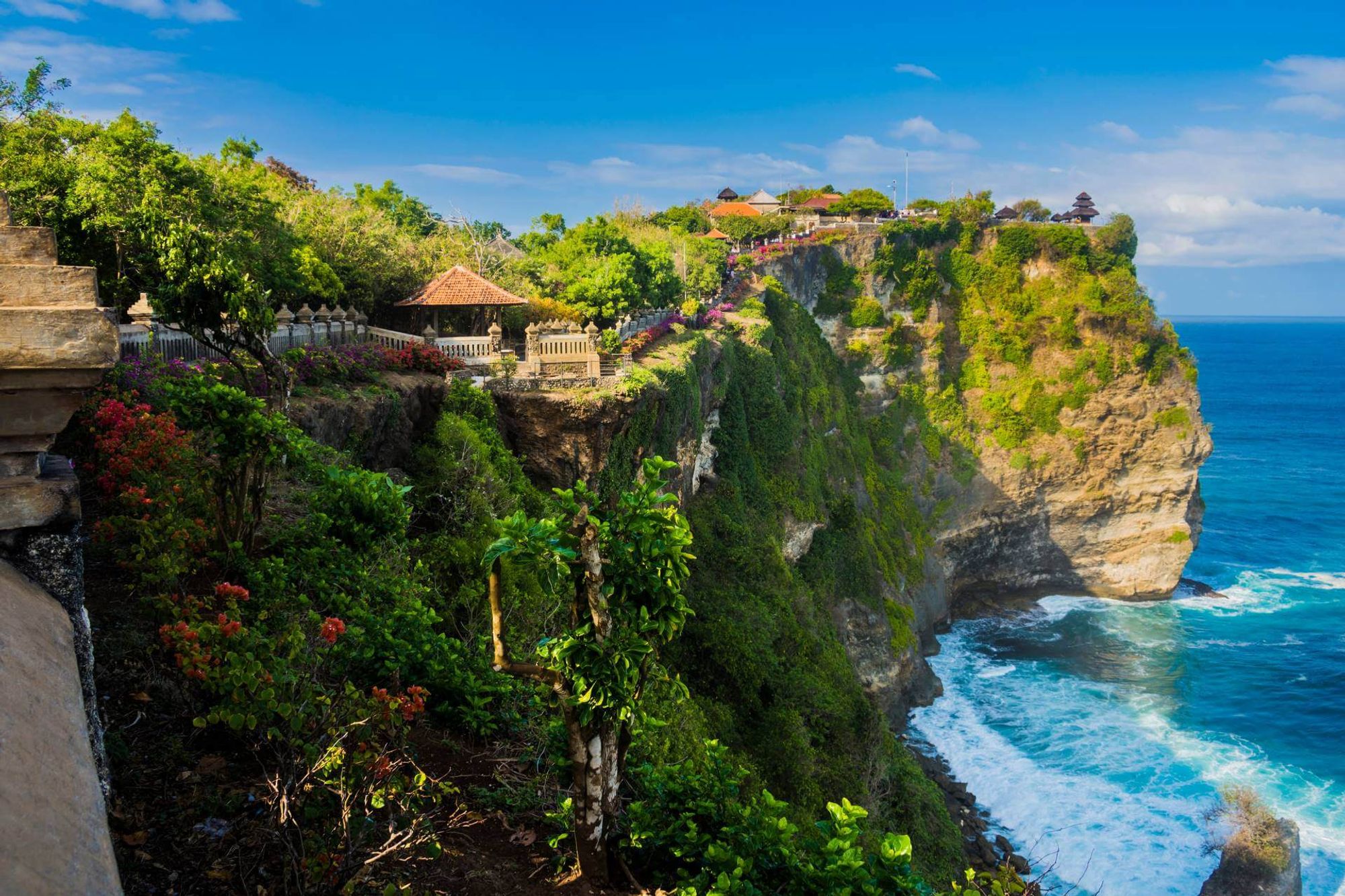 routes_hero-image-alt Uluwatu