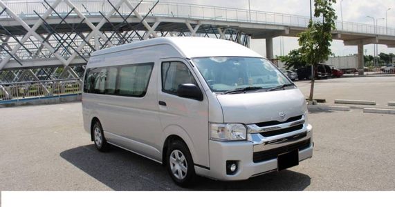 Standard minivan 