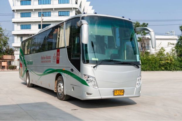 Green Busのバス スタンダード Bookaway