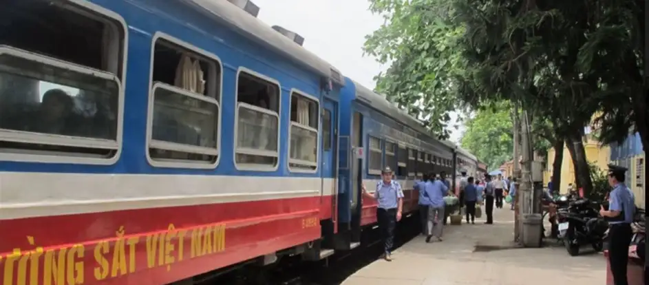 Vietnam Railways bringing passengers to their travel destination