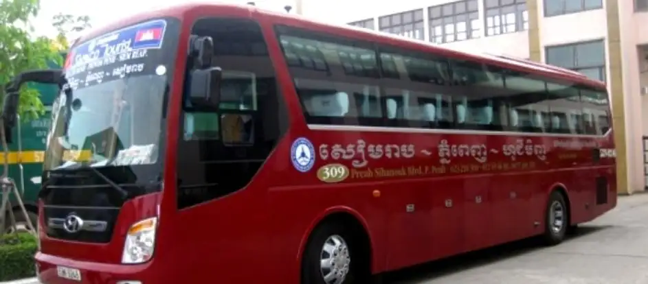 Vietnam Transports bringing passengers to their travel destination