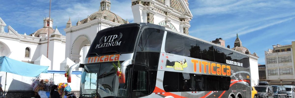 Trans Titicaca Bolivia Fahrgäste werden an ihr Ziel gebracht
