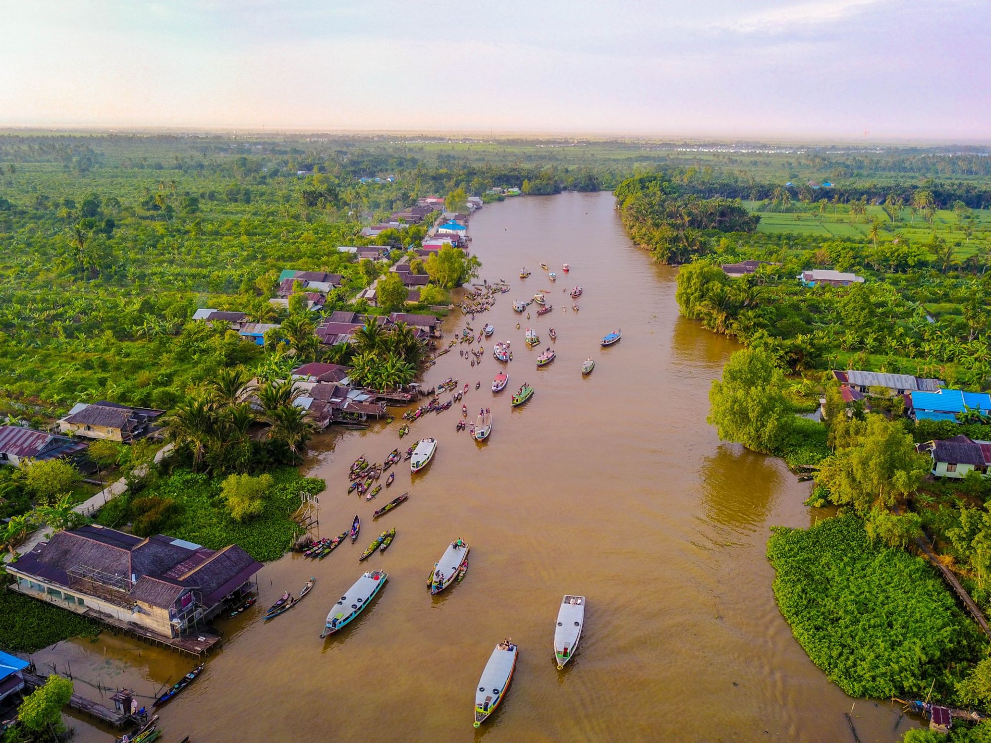 往中心看去，远处的风景令人叹为观止 Banjarmasin