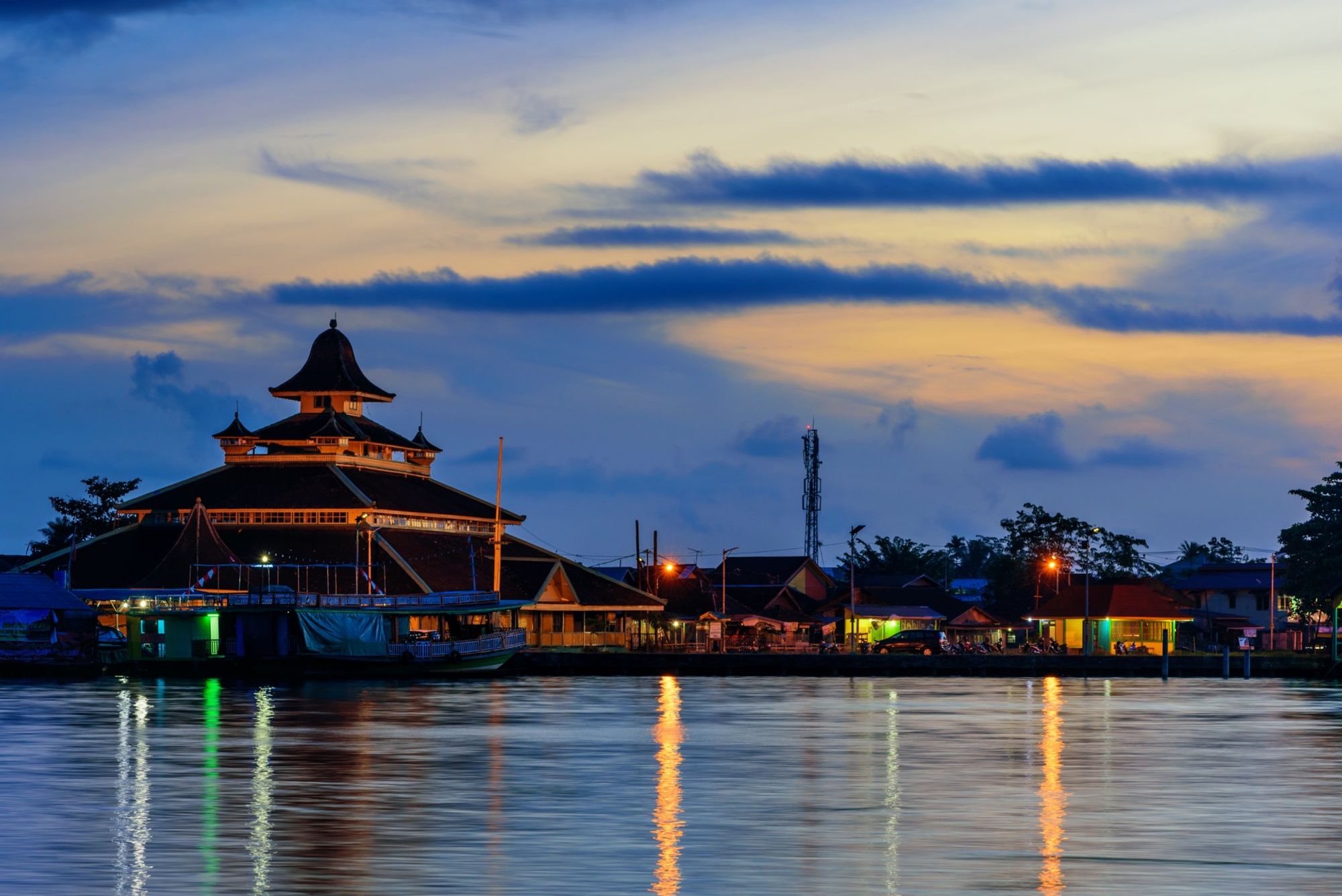 中心部の魅惑的な背景 Pontianak