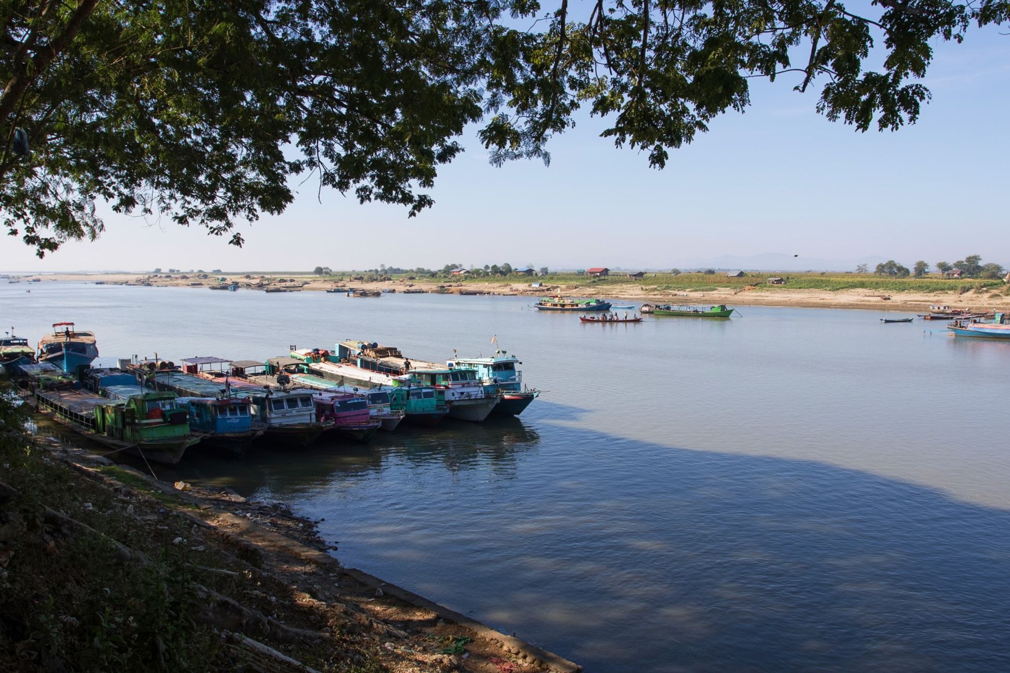 Bhamo Airport (BMO) station binnen Bhamo, Myanmar