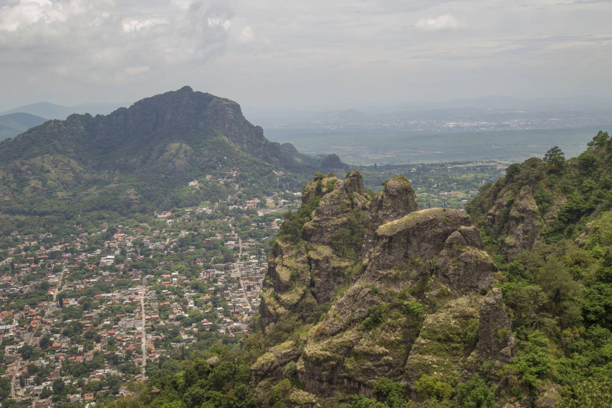 Un cautivador telón de fondo del centro Tepoztlan