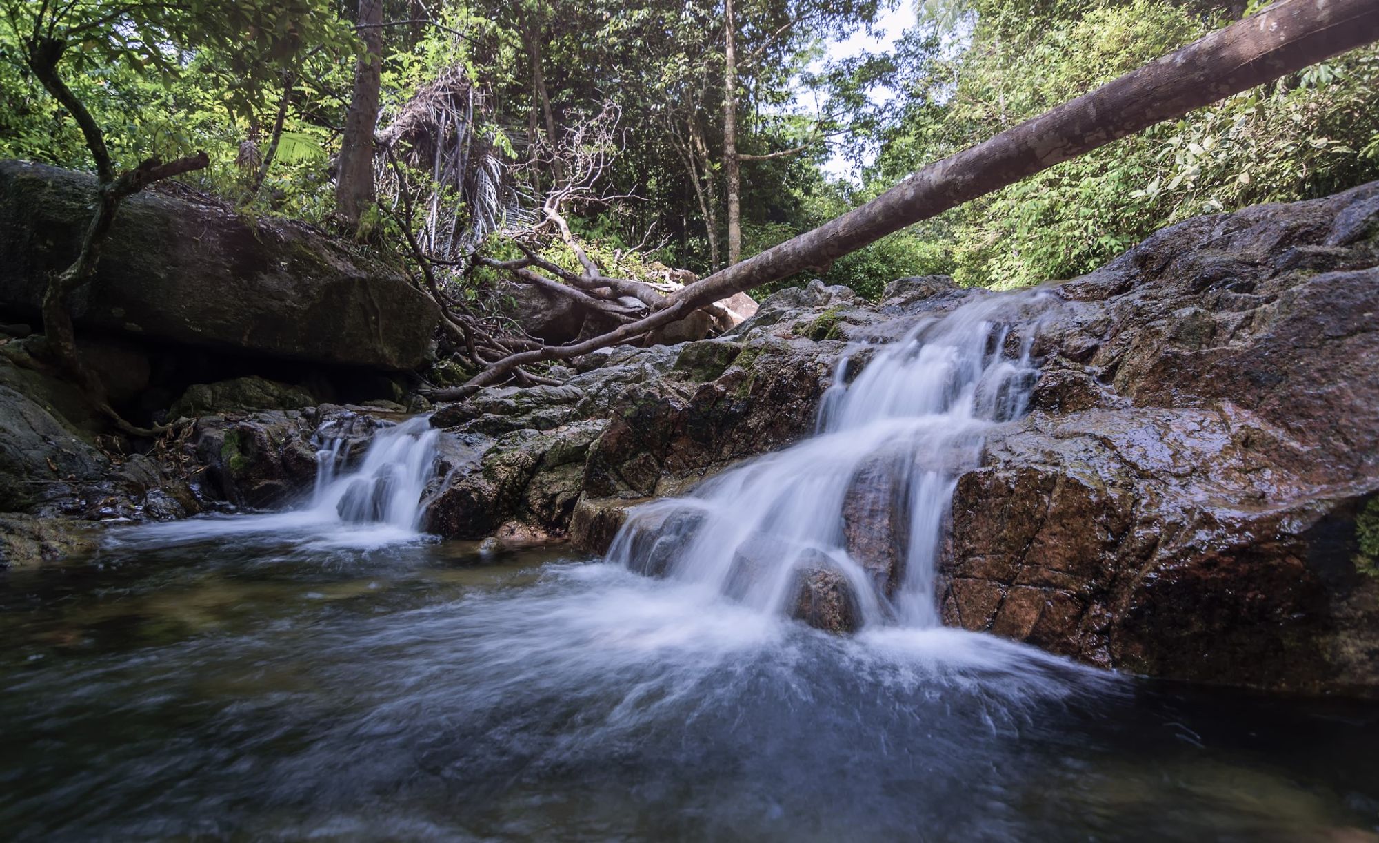 Um pano de fundo cativante do centro de Pasir Puteh
