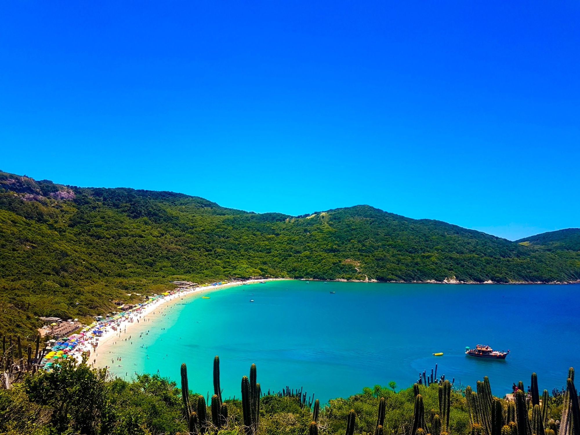 Eine bezaubernde Szenerie vom Zentrum aus Arraial do Cabo