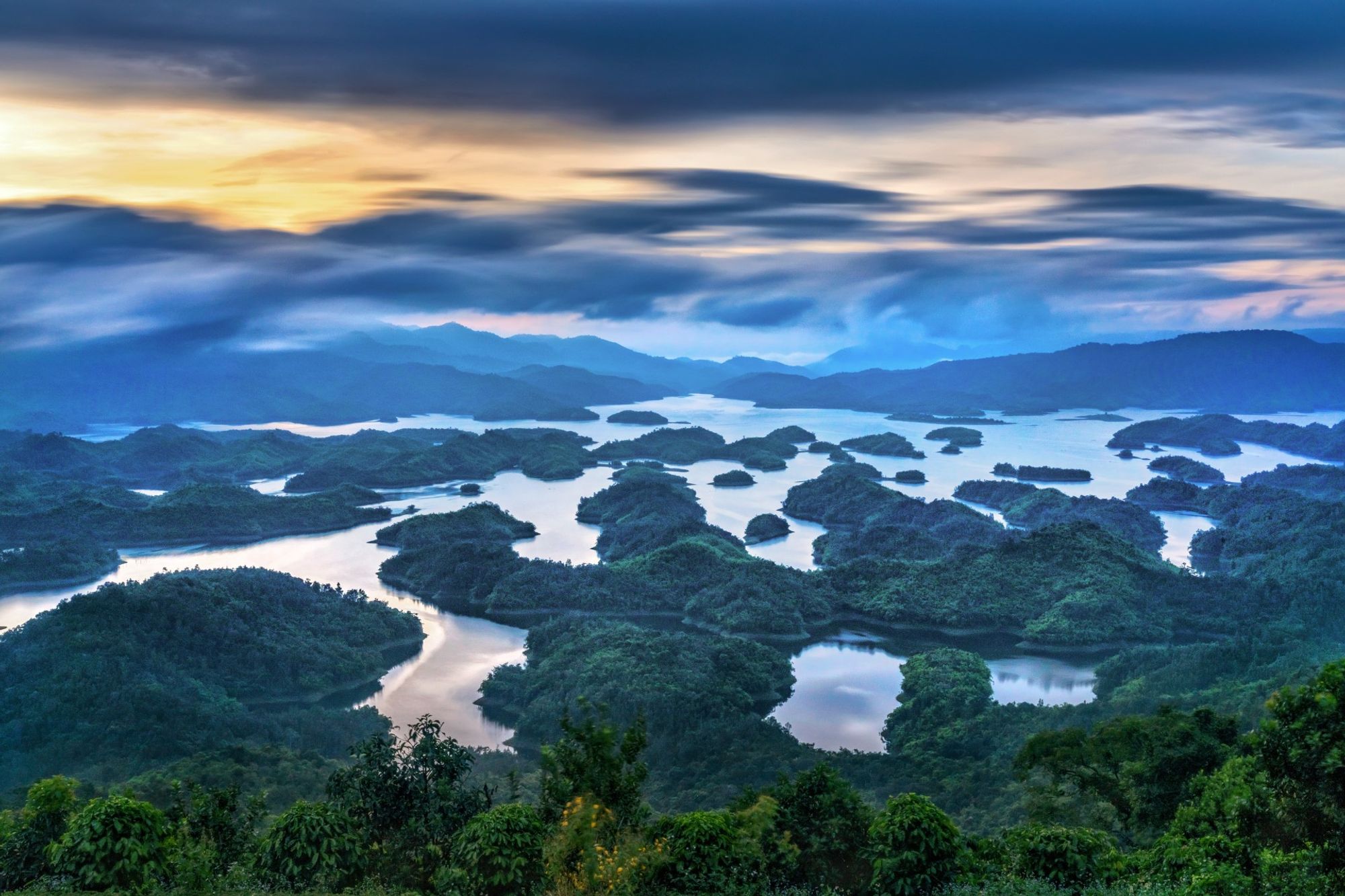 27 Chu Van An станция в пределах Dak Nong, Vietnam