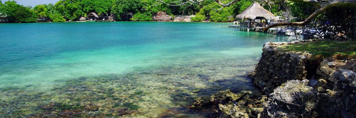A beautiful view from within central Isla Grande, Rosario Islands