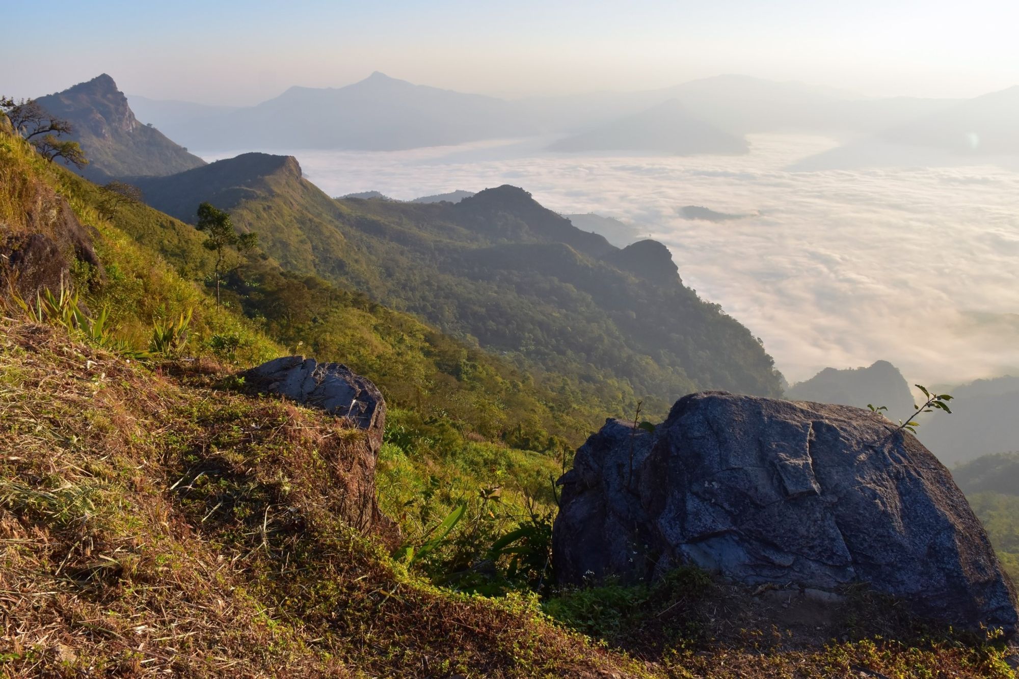 Thoeng Bus Station 이내의 역 Thoeng District, Thailand