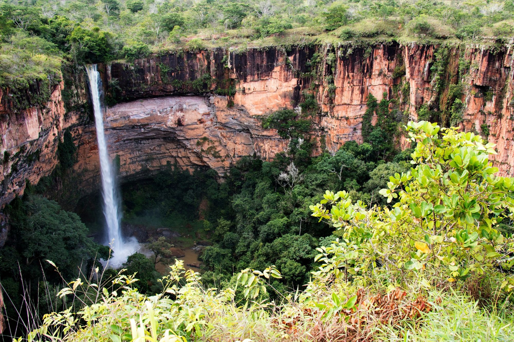 ฉากหลังที่มีเสน่ห์ของใจกลางเมือง Cuiaba