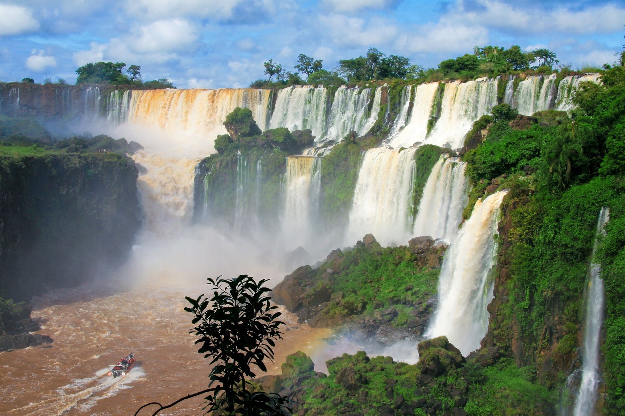 Iguazu Falls (Cataratas Argentinas) 车站位于 Puerto Iguazu, Argentina